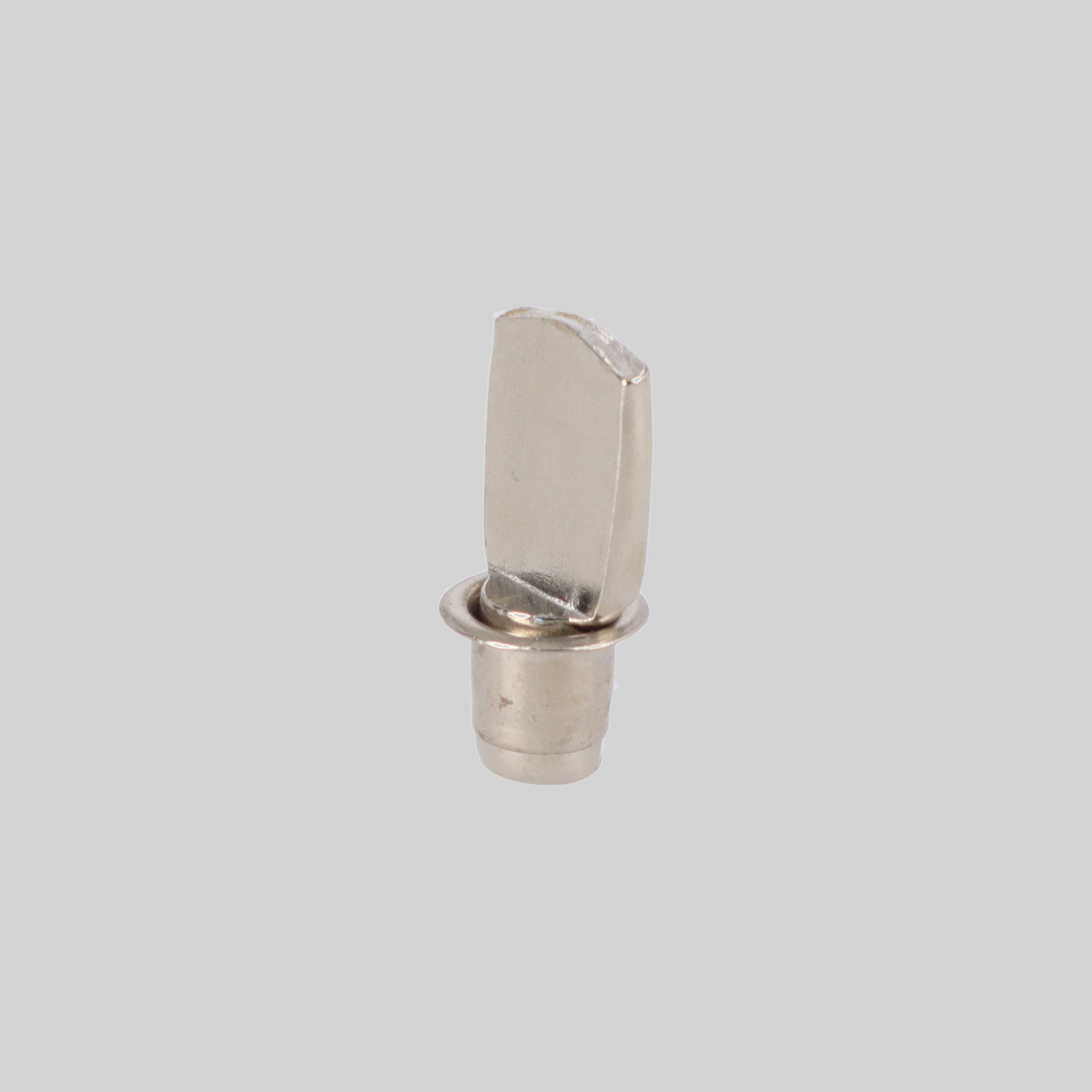 თაროს სამაგრი ლითონის 7*25mm CF01-011