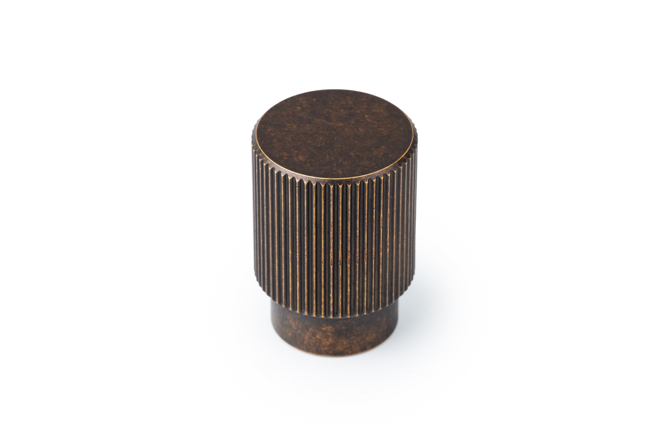 სახელური ARPA - Diam22mm rustic brass knob VIEFE