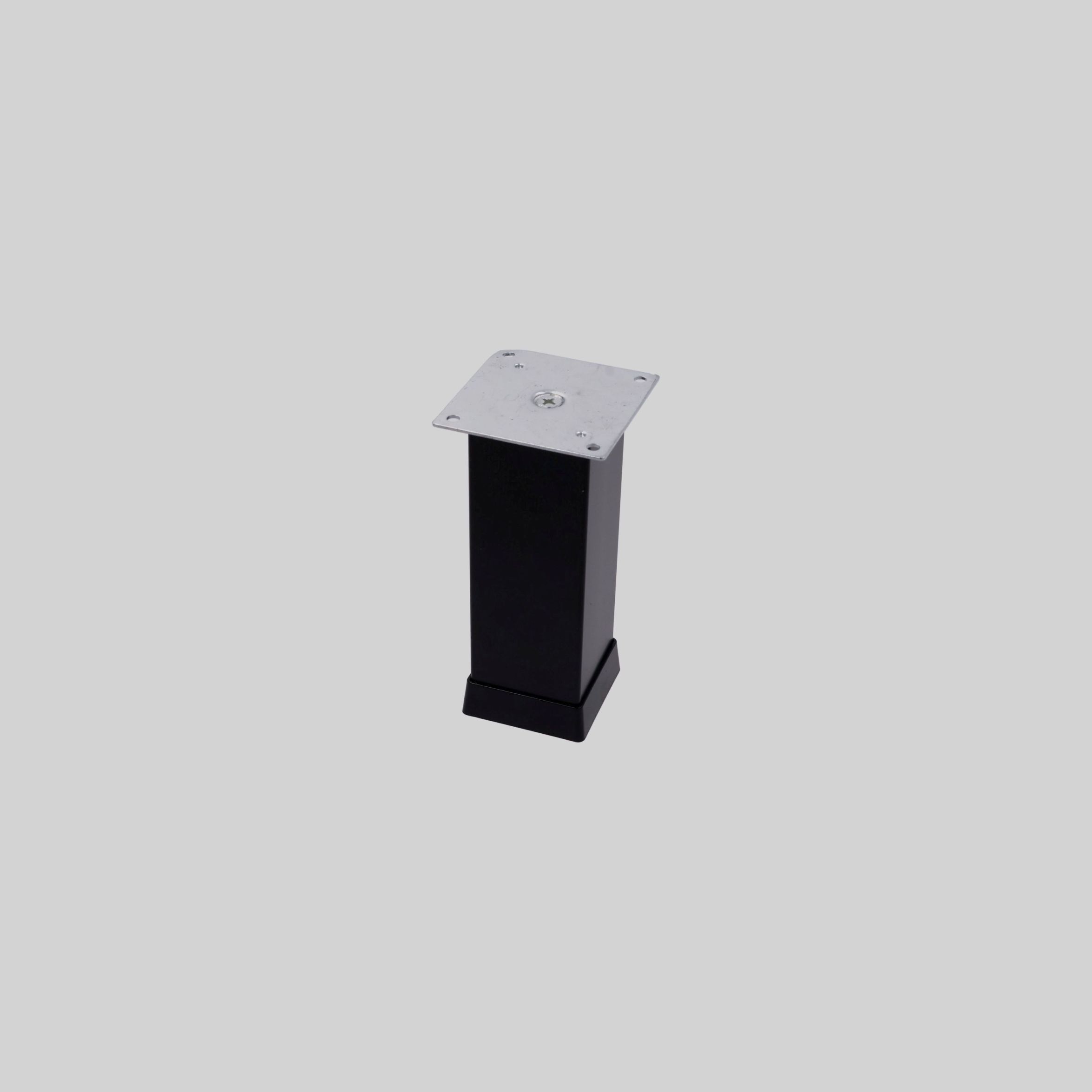 ალუმინის ფეხი ოთხკუთხედი 50*50მმ H=15cm MB-შავი SFL-1A