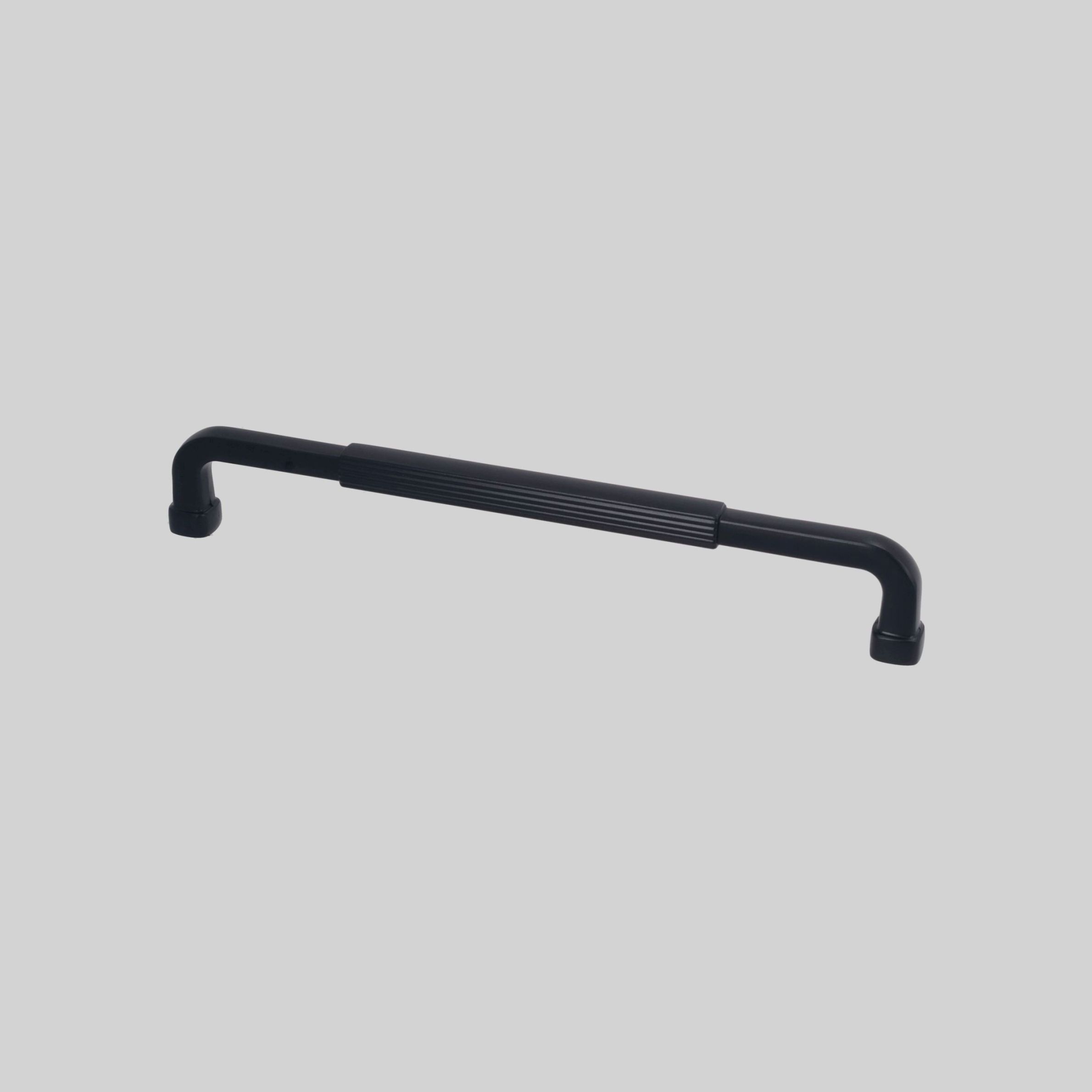 552-192-BRUSHED MAT BLACK ლითონის სახელური 192მმ. დაკაწრული მქრქალი შავი HS/UM-K